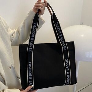 Black and White Letter Print Bag